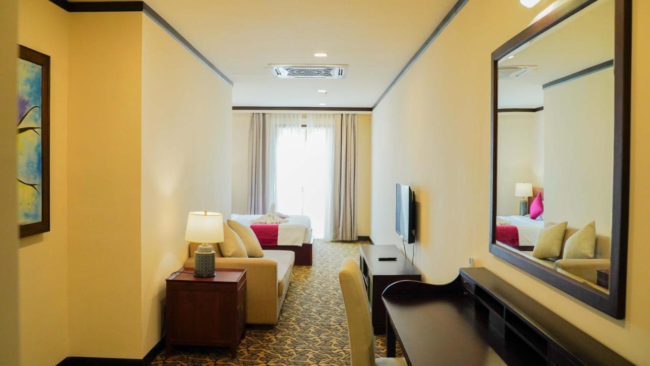 Kaizen Hotel & Suites Melaka מראה חיצוני תמונה