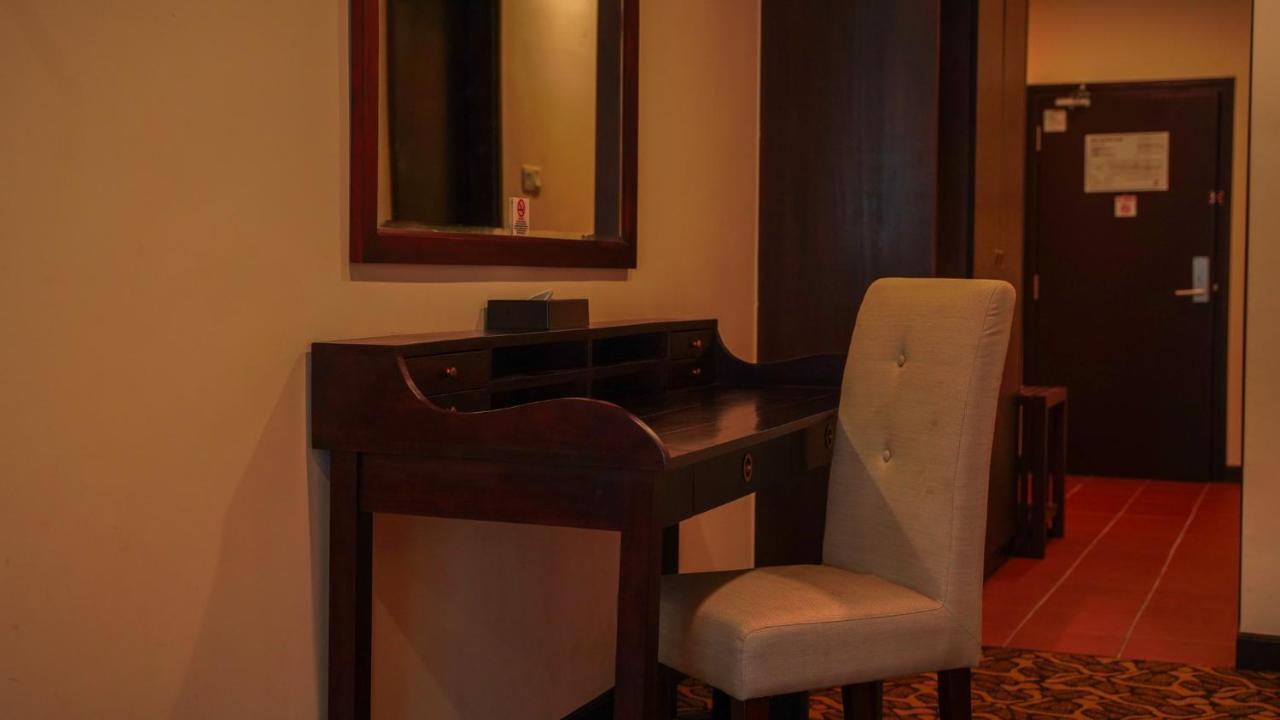 Kaizen Hotel & Suites Melaka מראה חיצוני תמונה